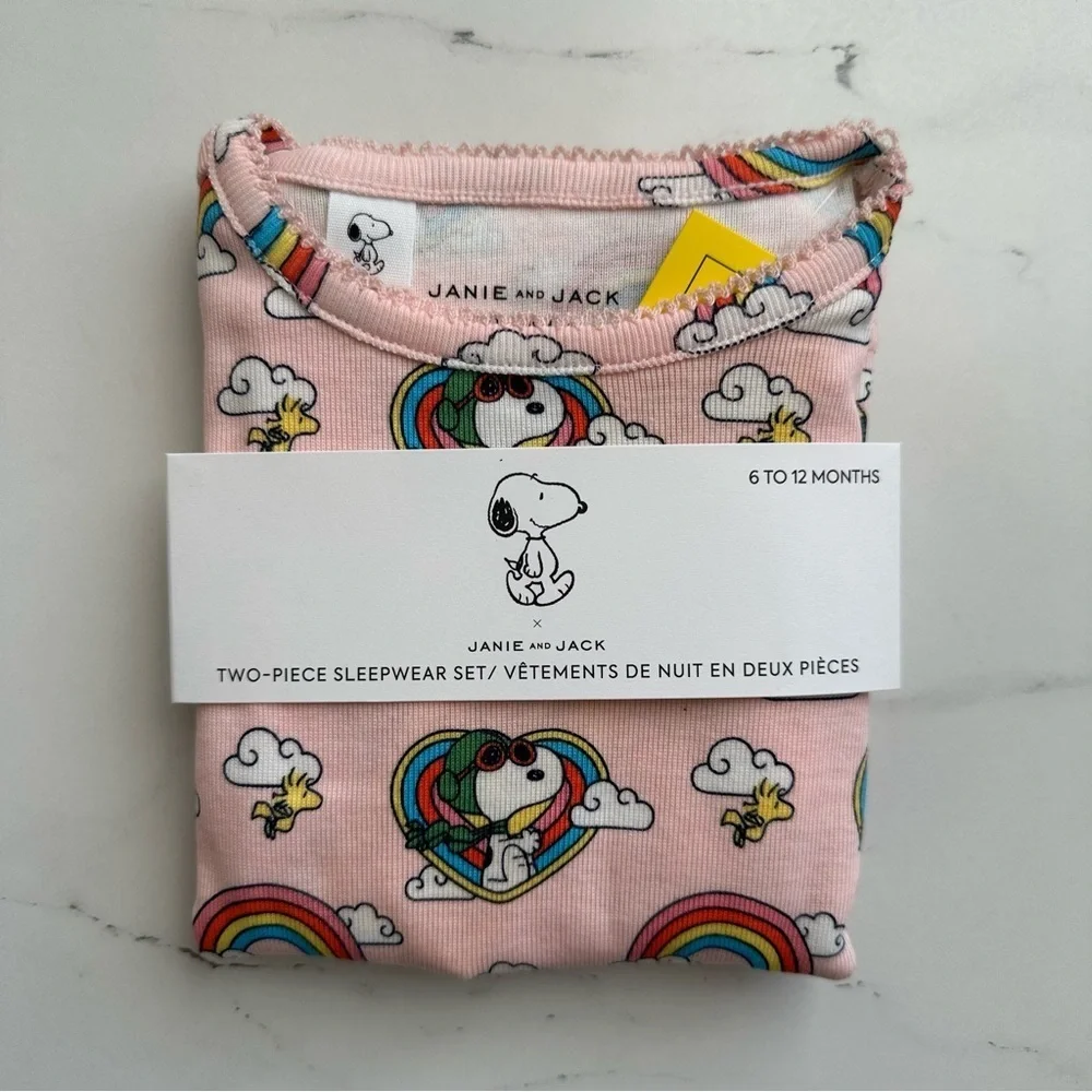NWT Janie and Jack Peanuts Snoopy Rainbow Pajama Set 6–12M